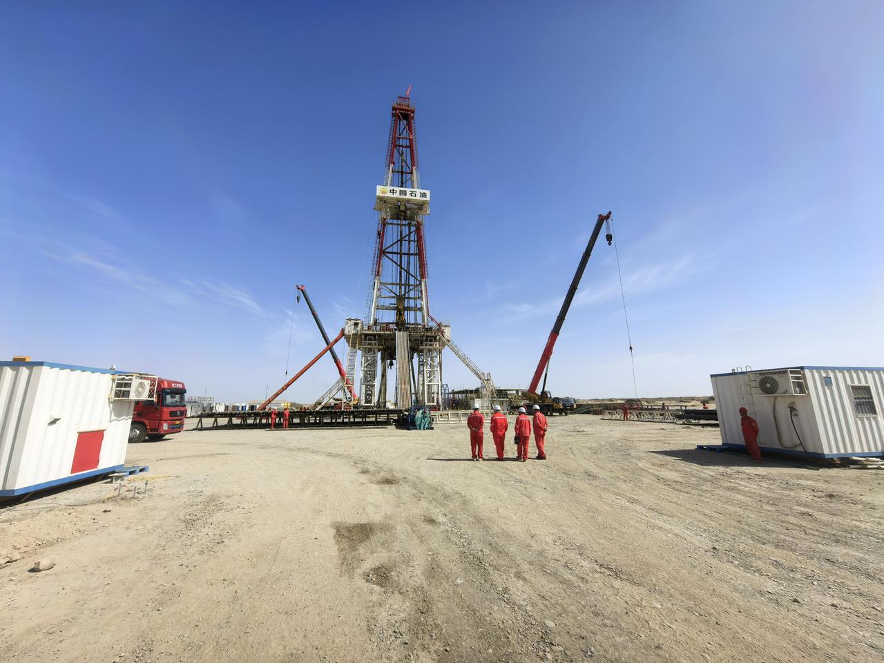 中国石油成立基础研究院，释放重大战略信号
 
中国石油新成立基础研究院，聚焦油气