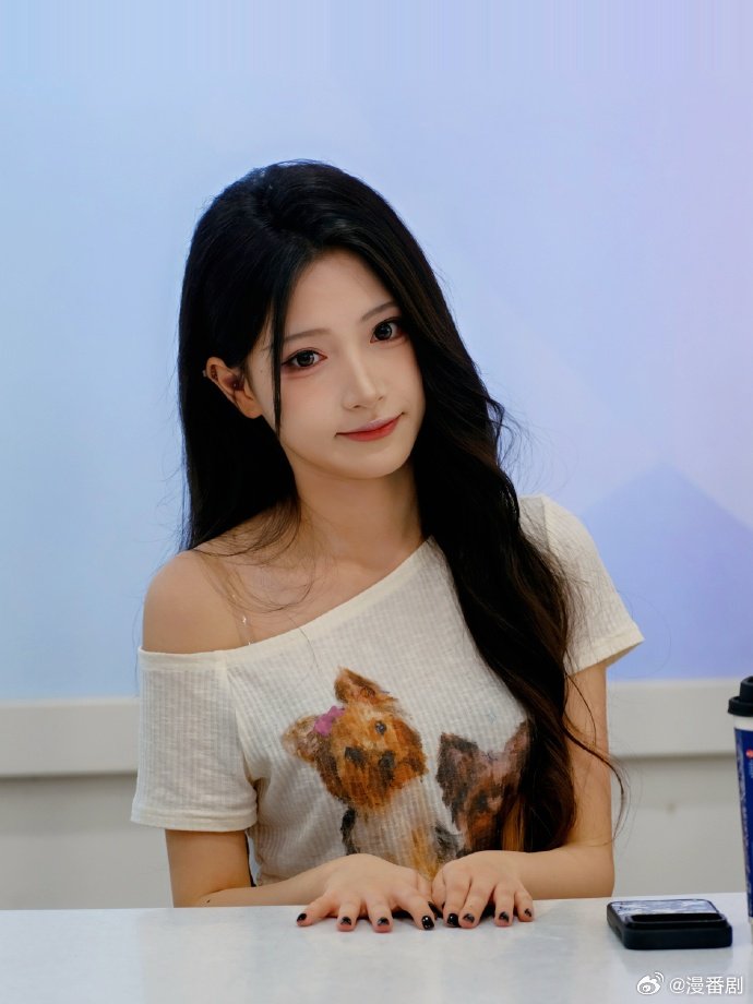 SNH48四小花之一的蒋欣洳，2025年9月入团，2026年2月就升格为Team