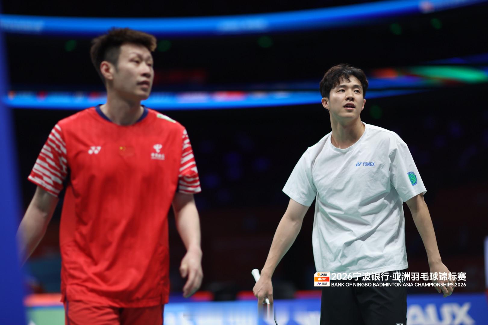 2026年羽毛球亚锦赛 男双 1/16赛 万炜聪/郑凯文 18-21 18-21