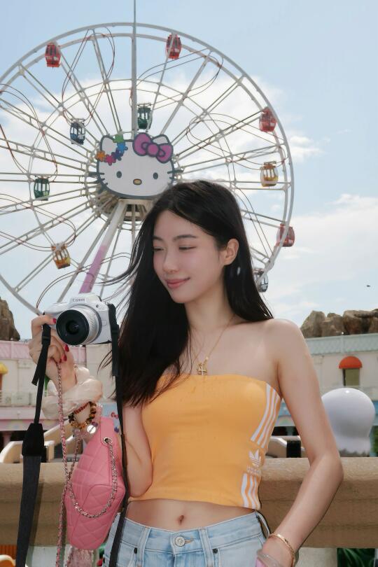和EOS R50一起闯入hellokitty乐园🎡