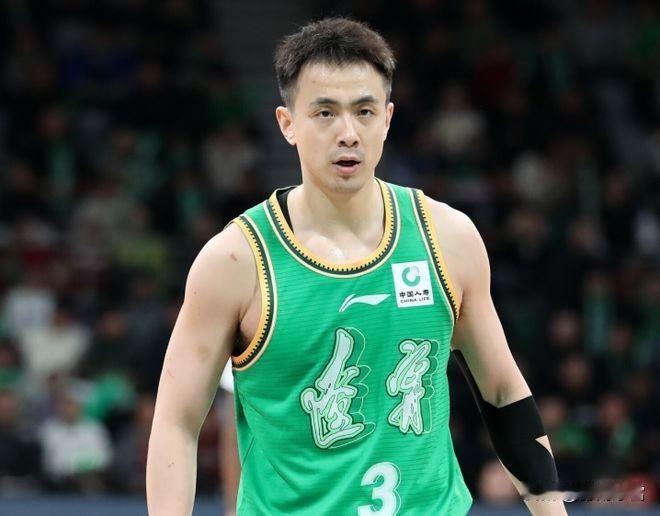 赵继伟末节12分对阵同曦的比赛，赵继伟打出了赛季最佳、极具代表性的一战。他的表现