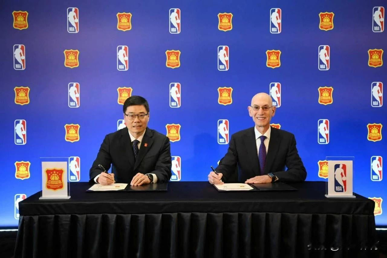 中国篮协与NBA达成多项合作！

10月10日，中国篮协主席郭振明与NBA联赛主