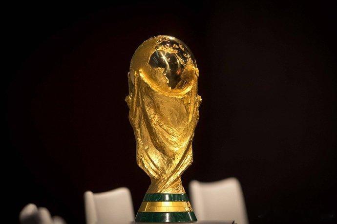 FIFA回应中国区天价世界杯版权国际足联严重依赖中国赞助商 国际足联（FIFA）