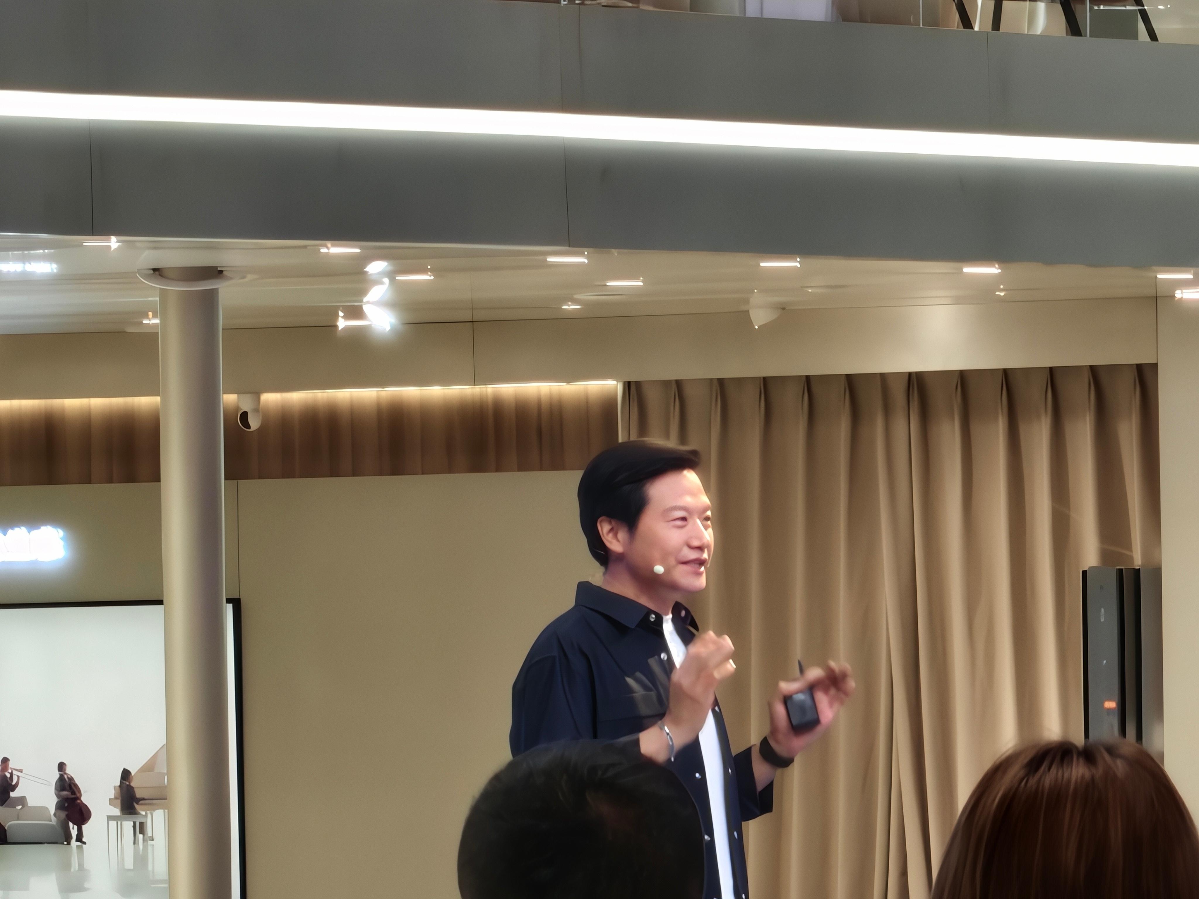 绝对顶流YU7 GT 五月底发布北京车展小米汽车 小米yu7gt新配色现身纽北