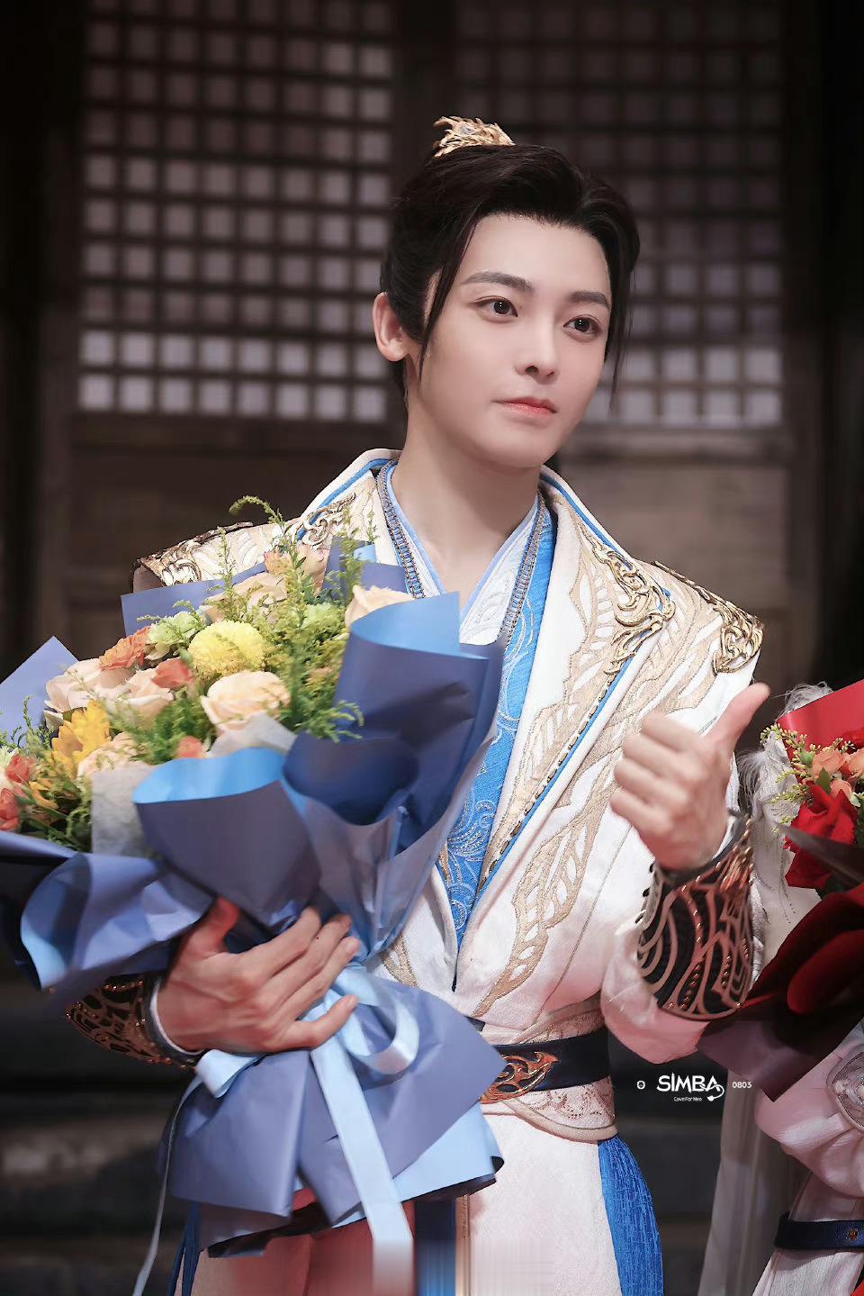 侯明昊 何与 胡连馨 夏之光 朱正廷#少年白马醉春风#杀青 ​​​