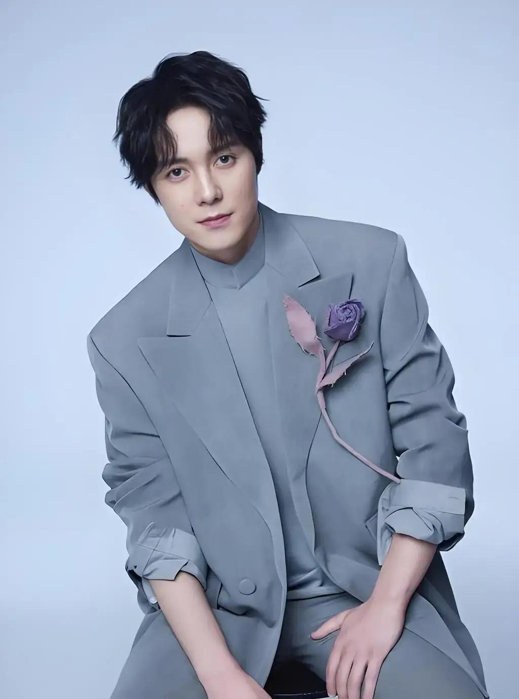 《夜色正浓》上线一周播放量就飙到两亿，我昨晚刷到凌晨三点。

李雪加秦雯这对组合