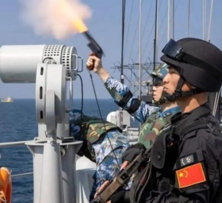 中国解决台湾的最佳时机，可能就要来了？美国有可能近期对中国增加100%以上的关税