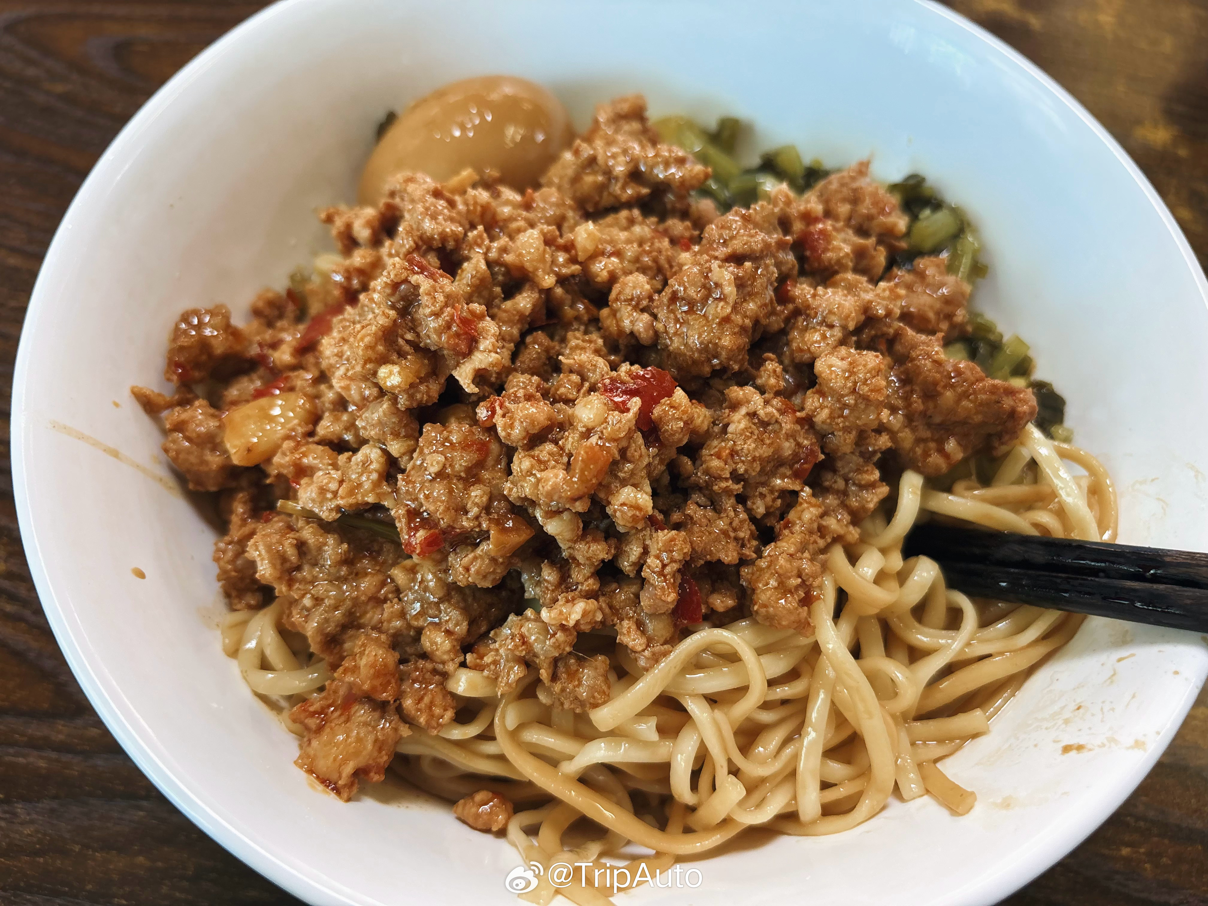 上海早餐，咸菜辣肉拌面 