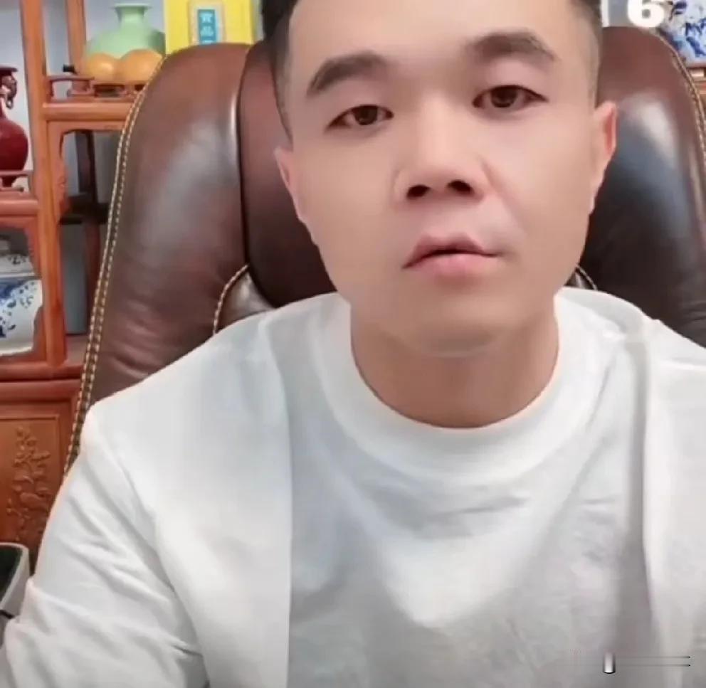 小胖表示老葛818办活动意味着辛选818播不了！

          驴家小胖