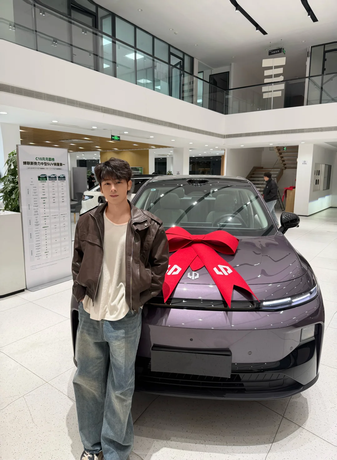 提车日记｜我的零跑B10来啦！🚗