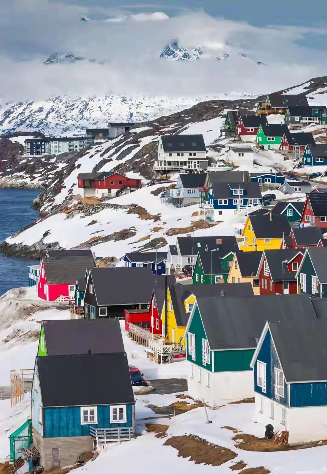 格林兰岛不是商品，给每人10万美元的时候，这句话说的响当当！
现在一个大家伙杀过