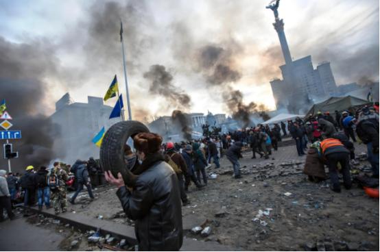 俄乌战争打了1000多天，美国才终于意识到不对劲，原来中国三年前是对的！本以为这