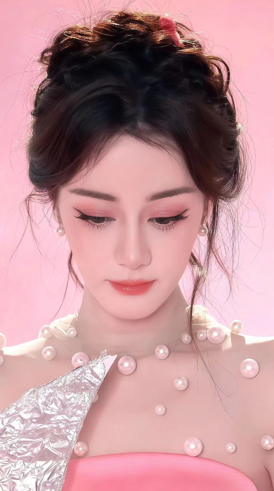 生活没有真正的完美，只有不完美才是最真实的美;生活没有一帆风顺的，只有披荆斩棘才