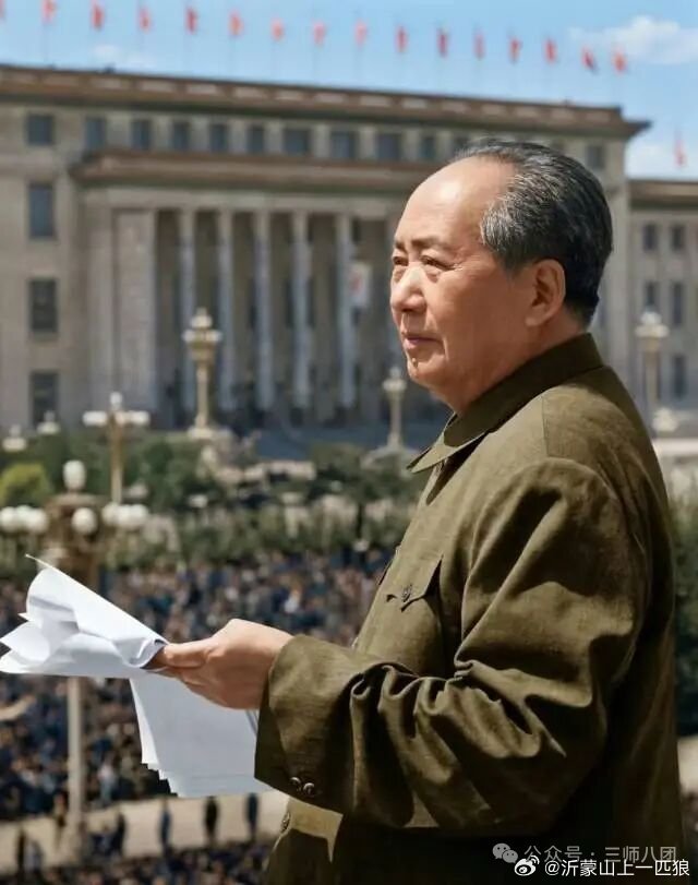 【八声甘州·颂建党建军建国之路】八声甘州·颂建党建军建国之路记沪上星火破苍茫，开