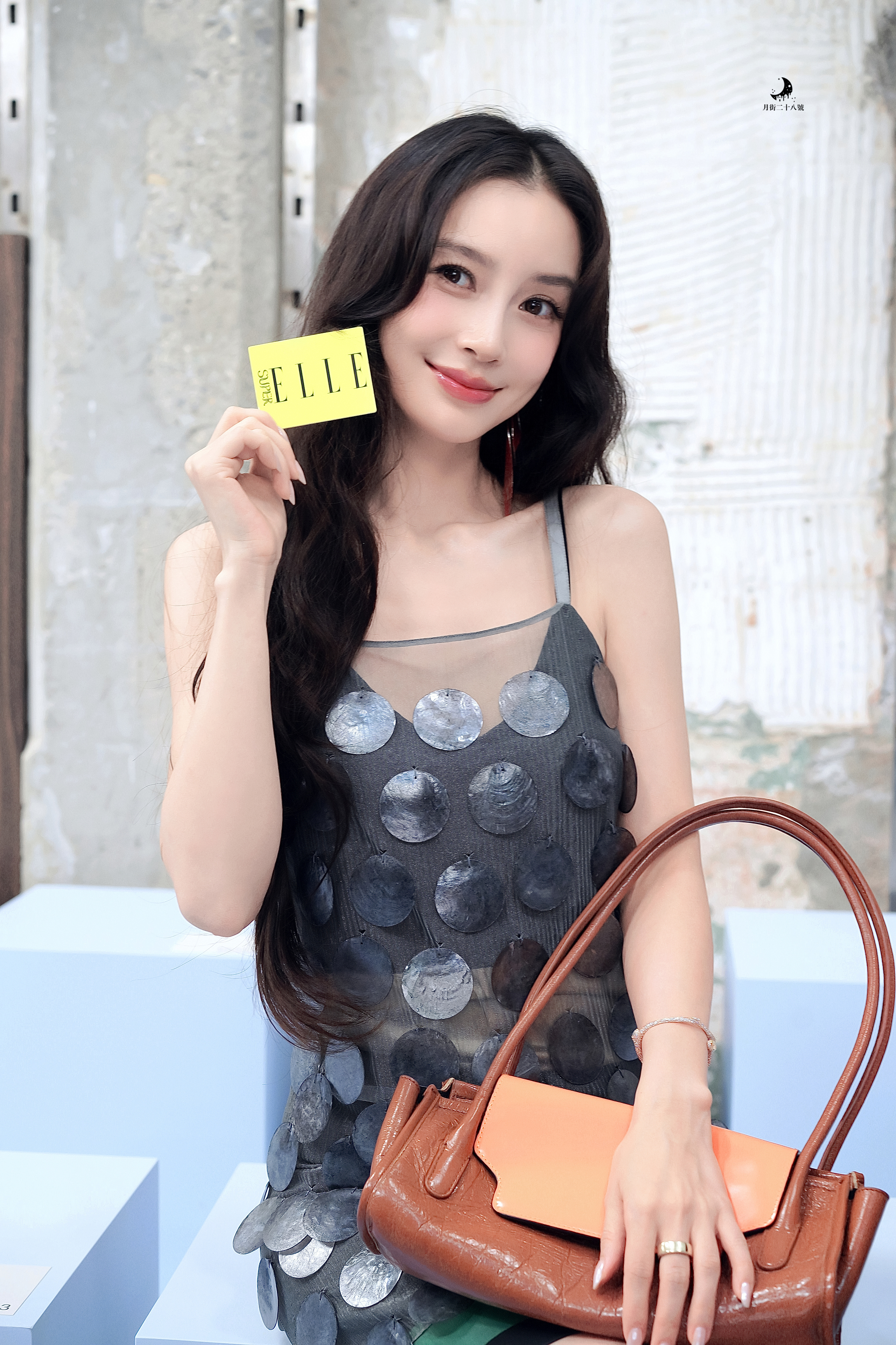 angelababy [心]杨颖 这次米兰时装周将将们保存了哪些站姐的美图～快来