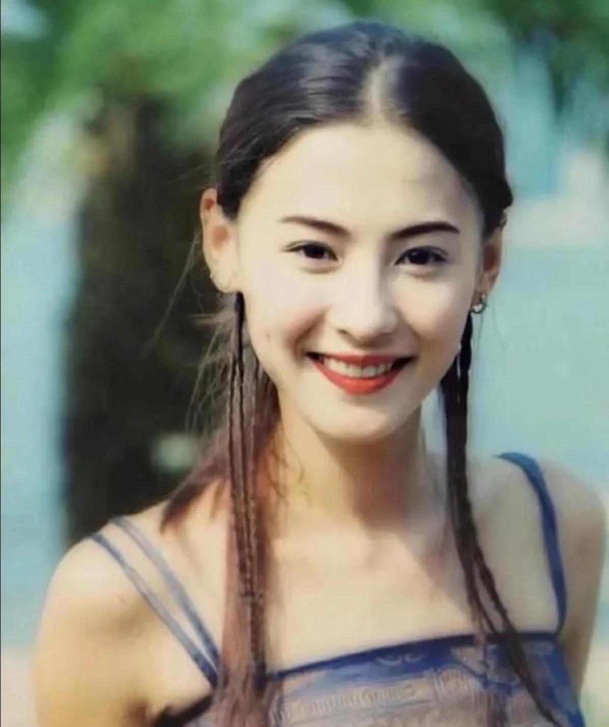 谢霆锋什么时候才能明白，人这一辈子只有给你生了孩子的女人，才是最终的家人！

这