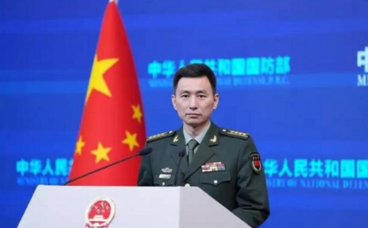 中国应该公开警告任何国家，谁胆敢攻击中国大陆本土目标，无论从哪里发动攻击，中国在