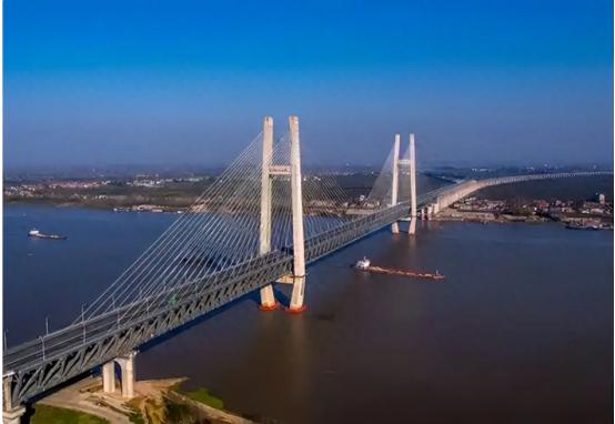 解放军将在内河搞军事活动，难道国家发现了什么？7月3日，黄石海事局一纸航行警告，
