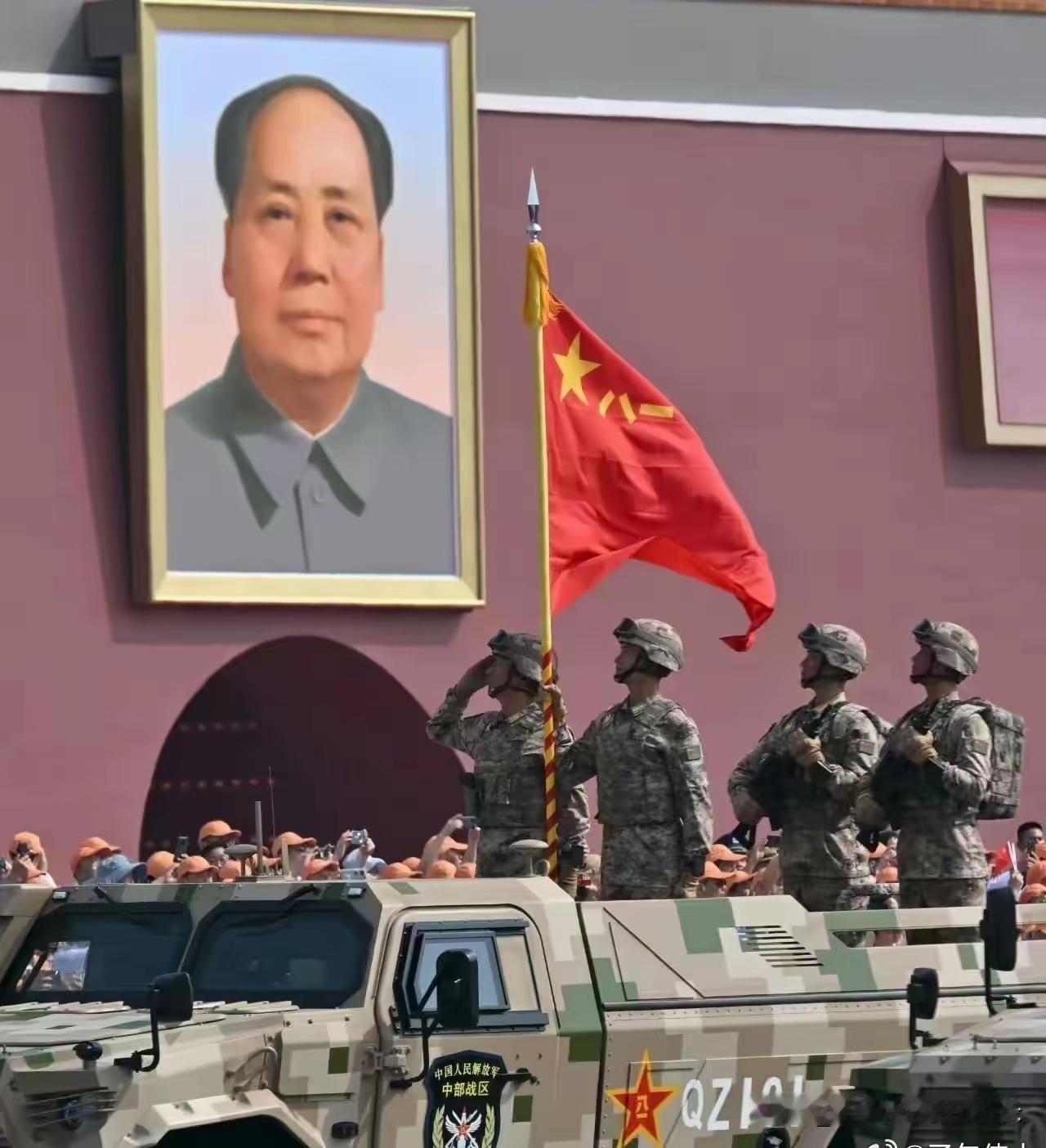 《两个中国之命运》
   近现代·毛泽东
【经典号召】
我们应该谦虚，谨慎，戒骄