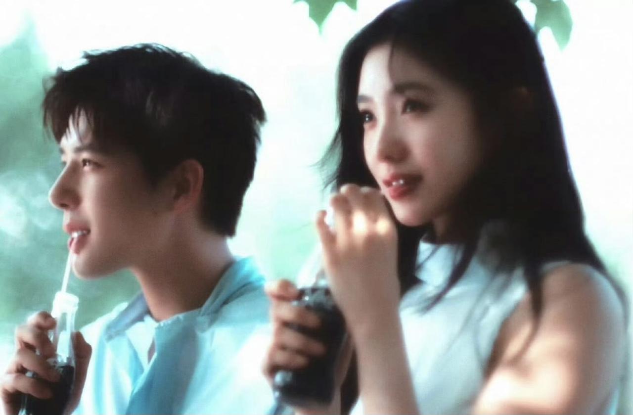 有爱的人并不仅仅是为了有人能够陪自己，帮助自己，我觉得最重要的是，当自己面临生活