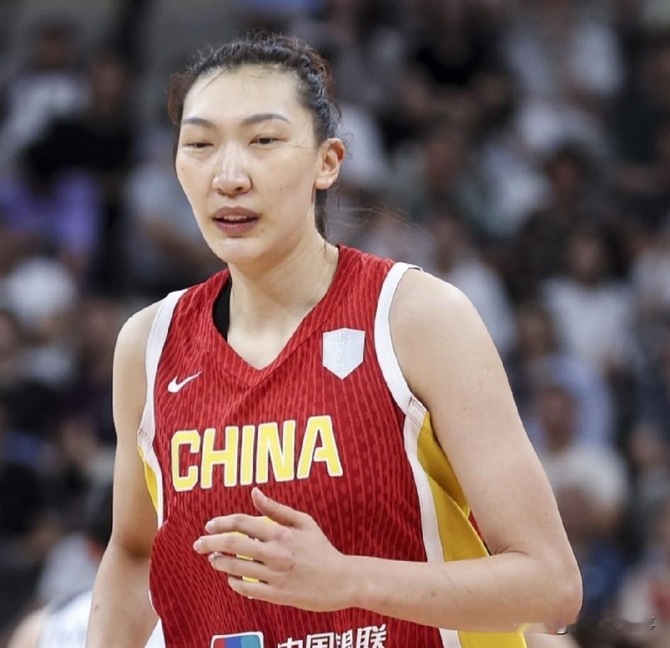 隋菲菲与韩旭都谈到中国女篮的同一问题，但有一点她们没说透。
中国女篮的德国世界杯