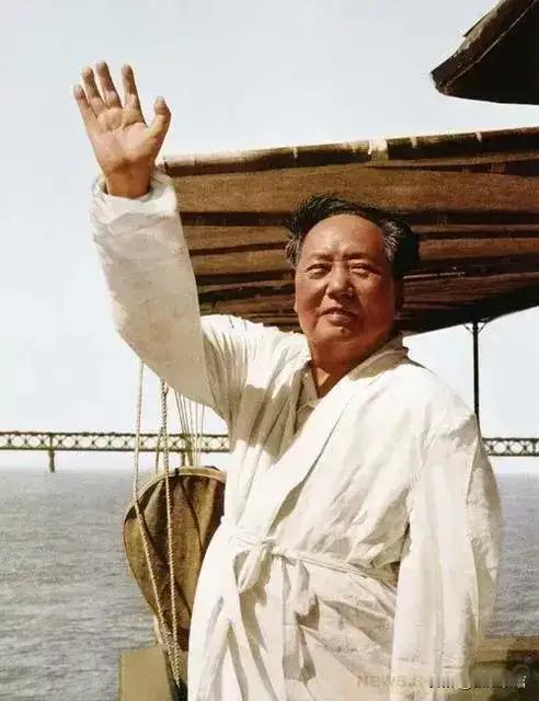 人民心中的红太阳！