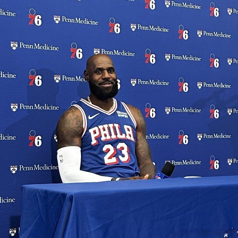 NBA[超话]  阿勒身披费城球衣，不细品，乍一看ai味道挺浓厚 ​​​