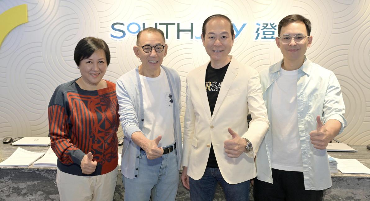 蔡卓妍组团参观新楼盘，师妹称价格亲民当场成交，均价每平米17万
英皇国际旗下的房