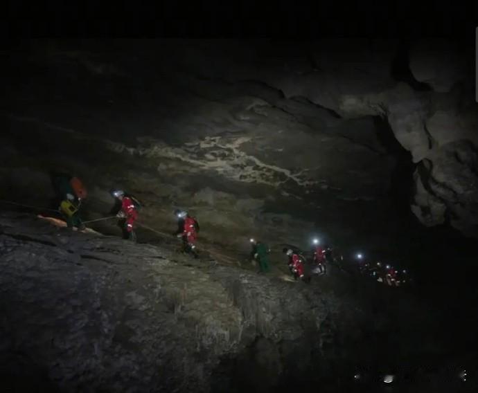 不知道这样的训练为了啥？要大幅推进深空探索吗？