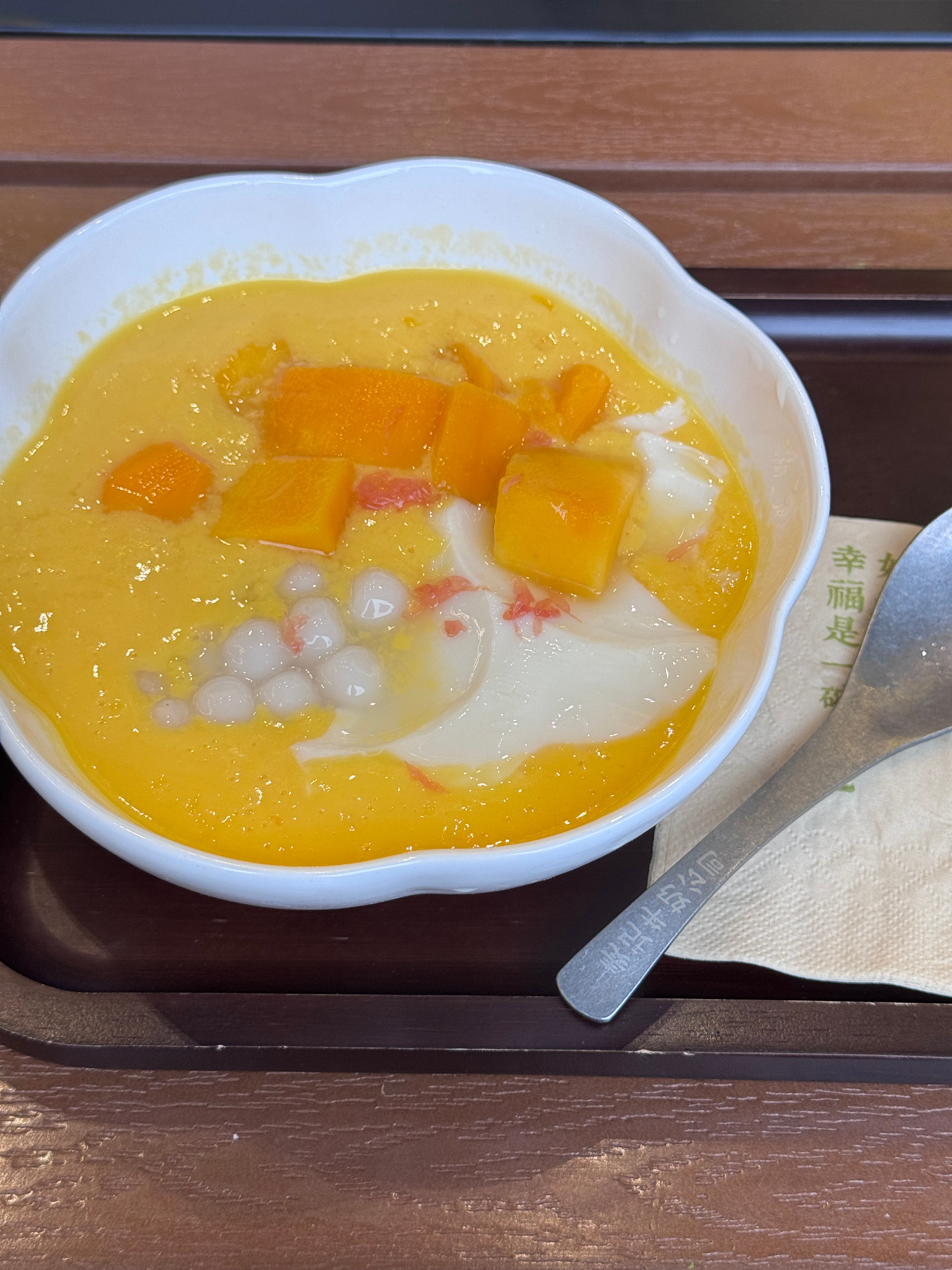 控制饮食的情况下吃了碗甜品，好罪恶我的日常plog 成都