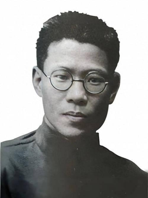 1931年8月4日，广州监狱中的极其惨烈的一幕发生了。几名敌人把伤痕累累的蔡和森