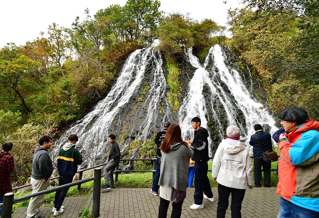 春节临近，高市早苗死活不道歉，日本旅游业恐迎来“寒冬”

当地时间周五，高市早苗