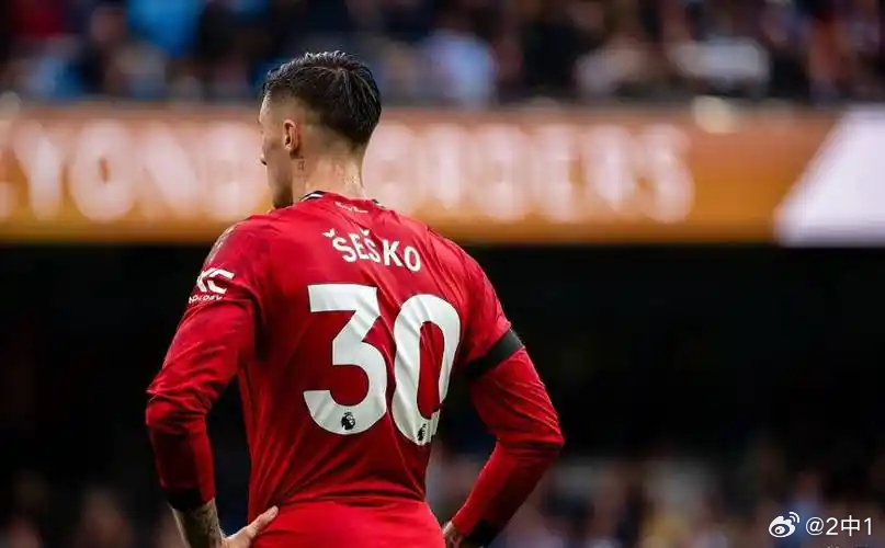 英超第28轮，曼联2-1击败水晶宫，赛后三点直观感受：🔴卡里克执教下的曼联半场