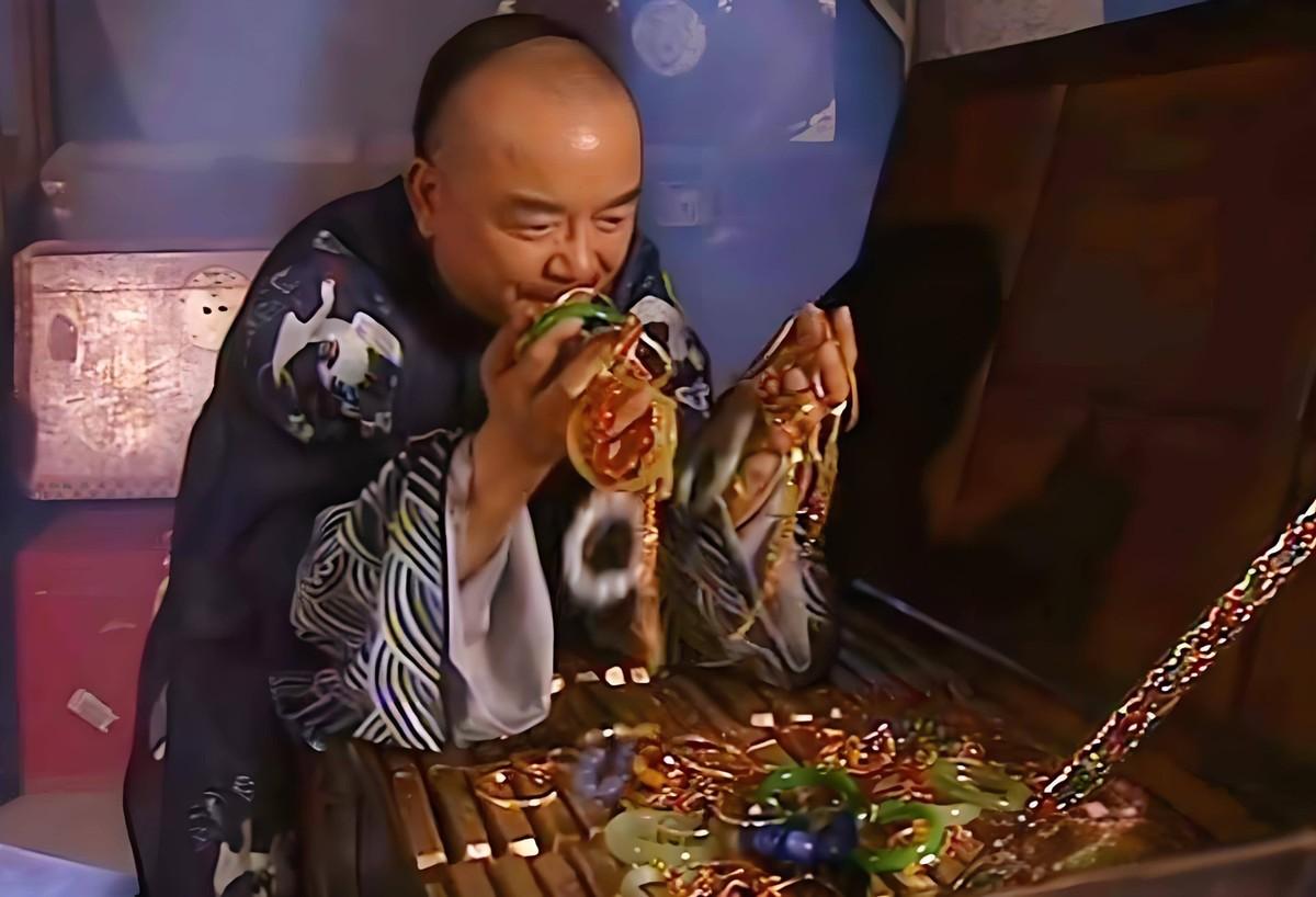 乾隆劝嘉庆放过和珅，15年后嘉庆才明白

乾隆六十年的冬天，紫禁城笼罩在肃穆的氛