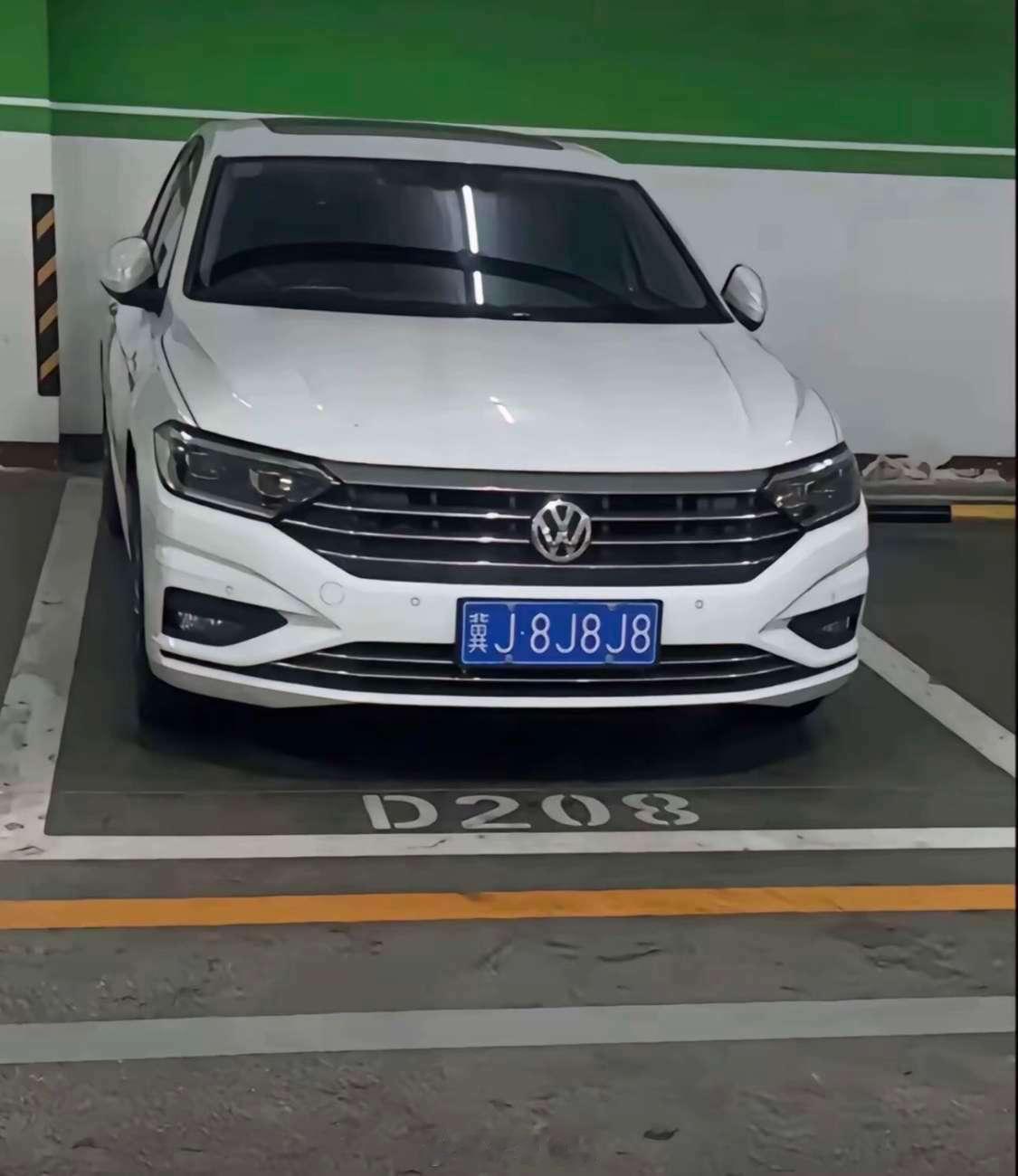 占位都不好意思打电话叫挪车那种 