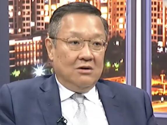 介文汲的这番话足以封神了！

他说：我们中国是一个大国，地大物博，物产丰富，五千