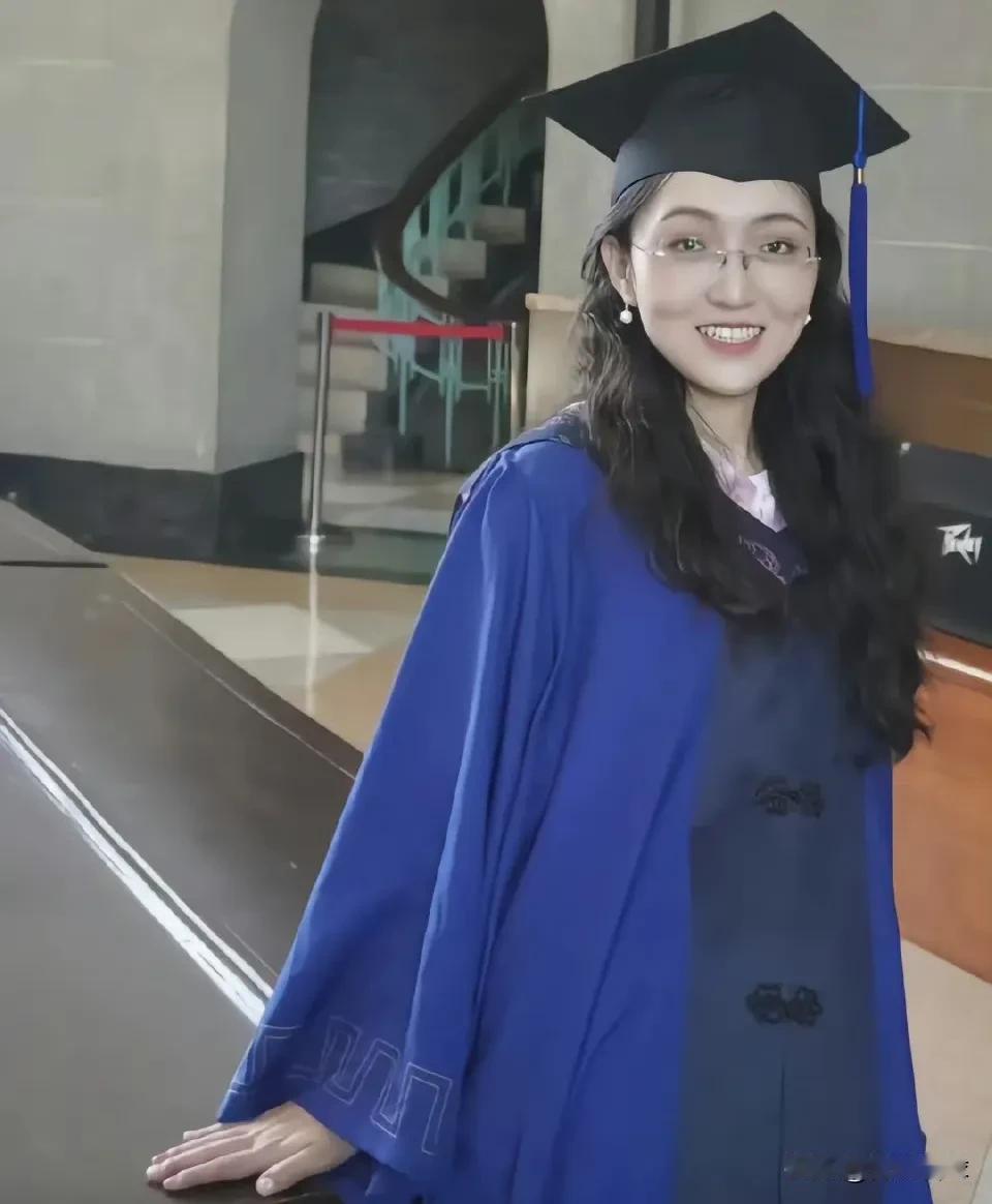 盘点武汉大学杨景媛说过的谎言
1，杨景媛说，男生写道歉信时，用的假名字。从道歉信