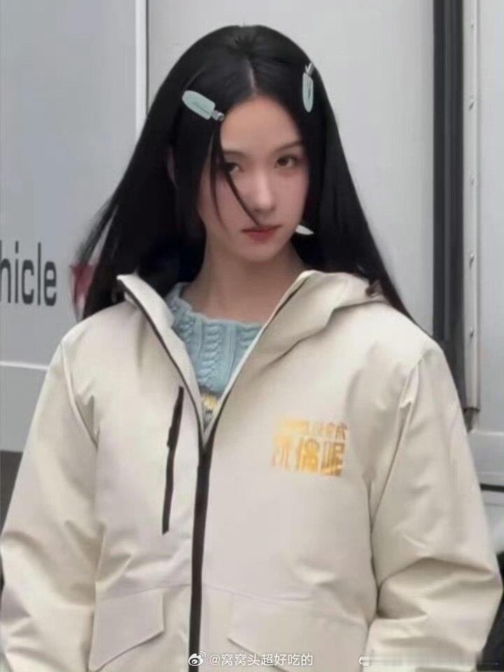 陈都灵陈靖可新剧开机陈都灵陈靖可新剧开机路透陈都灵陈靖可今天也没变成玩偶呢开机路