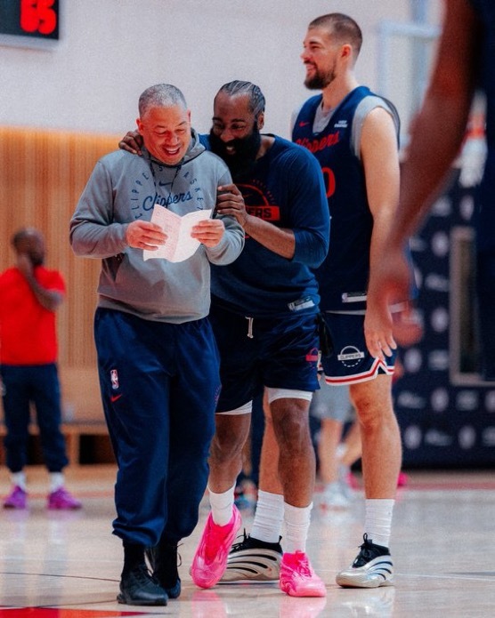 明天登子能拿多少分？[doge] ​​​