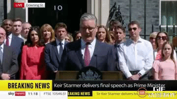 英国首相斯塔默在离开唐宁街时发表最后演讲，“我带着风度离去，我带着微笑离去，我为