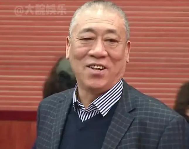 河南矿山集团创始人崔培军，中秋节前请员工和家属一起过节，现场发放超过1000万元
