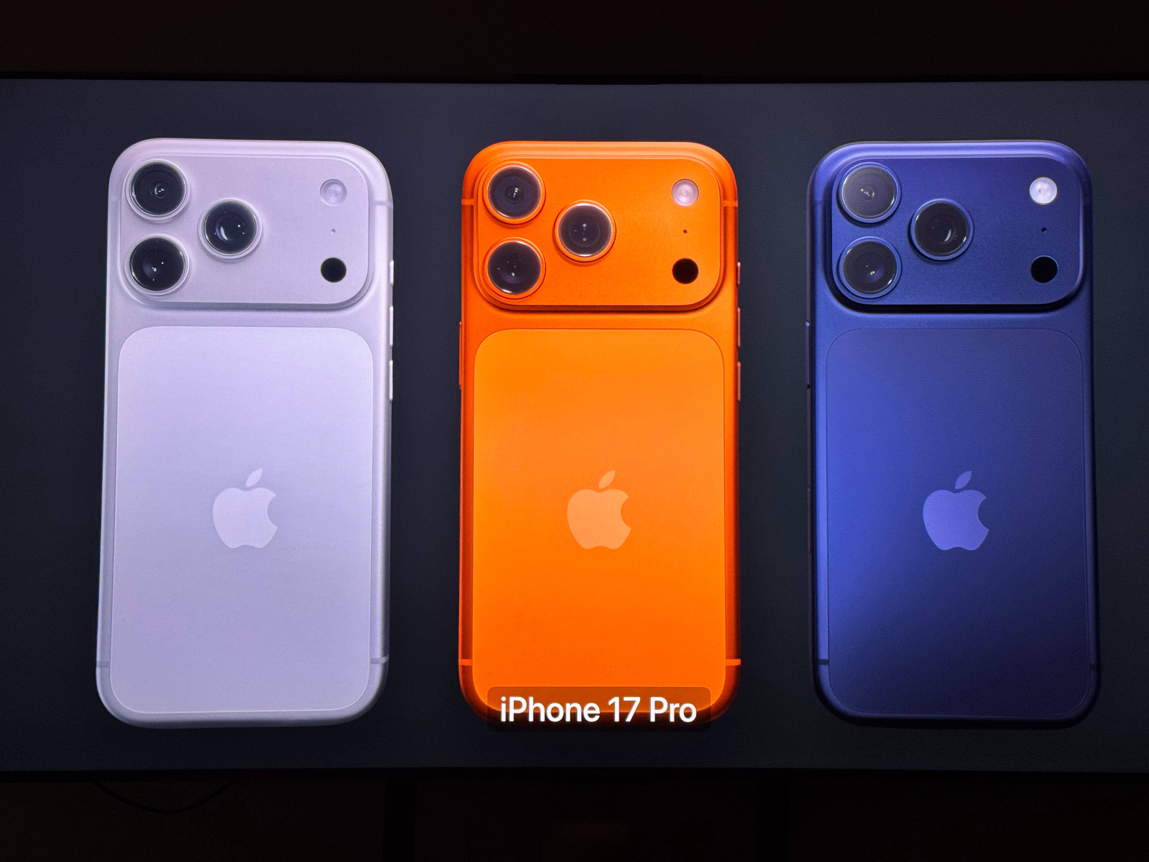iPhone 17 Pro 来了，全新散热系统，橙色不耐看啊[允悲]苹果发布会 