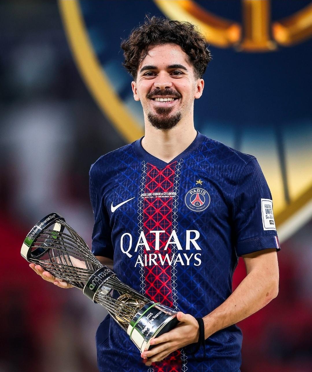 巴黎夺得洲际杯冠军决赛踢满全场送出3次关键传球，维蒂尼亚当选洲际杯最佳球员202