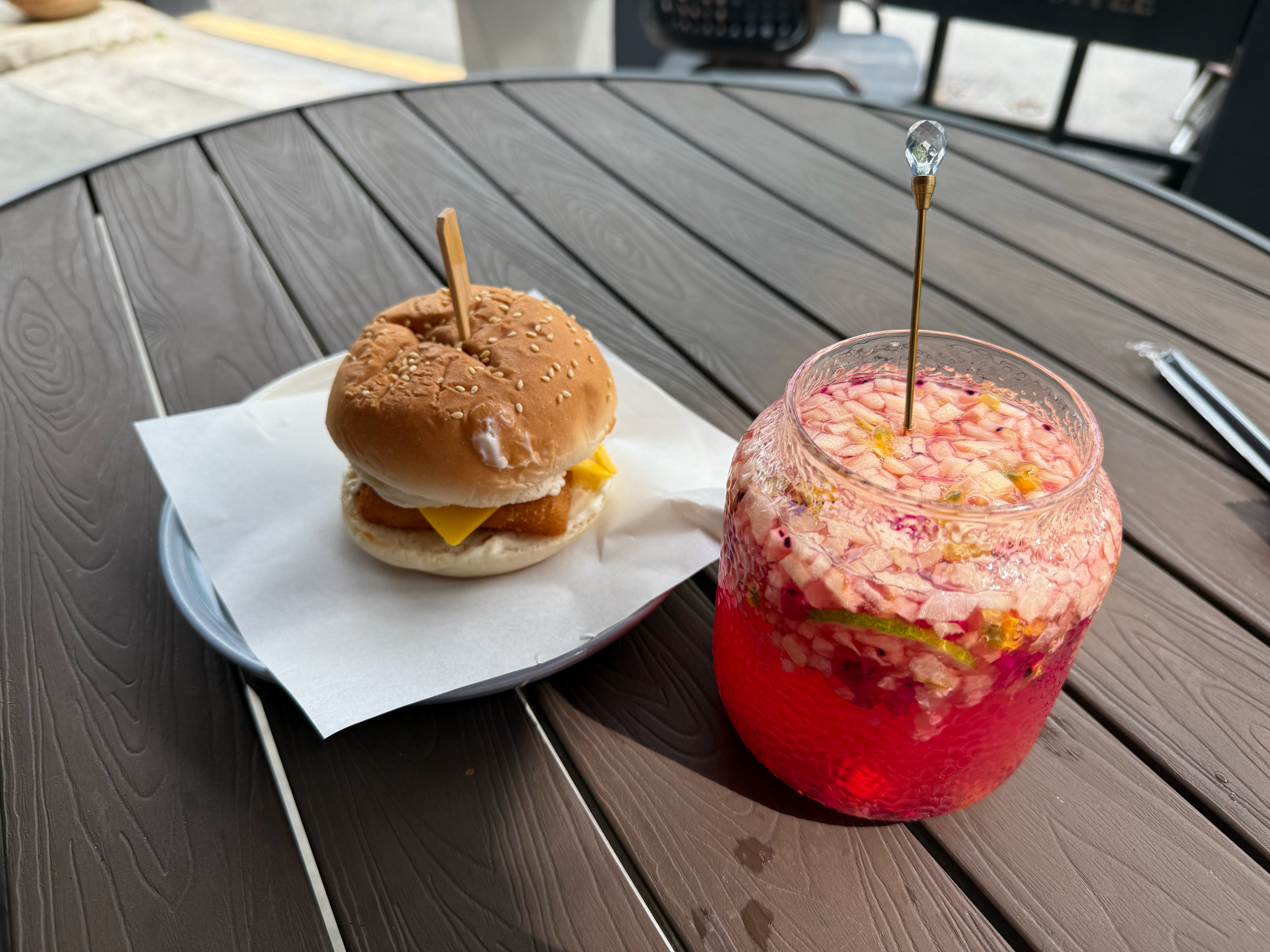 假期，午餐，条件依然一般[偷笑] ​​​
