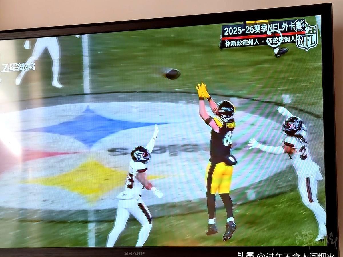 “中国为啥不搞橄榄球？”这问题我听腻了！

谁说没搞？咱们女子七人制橄榄球队，亚