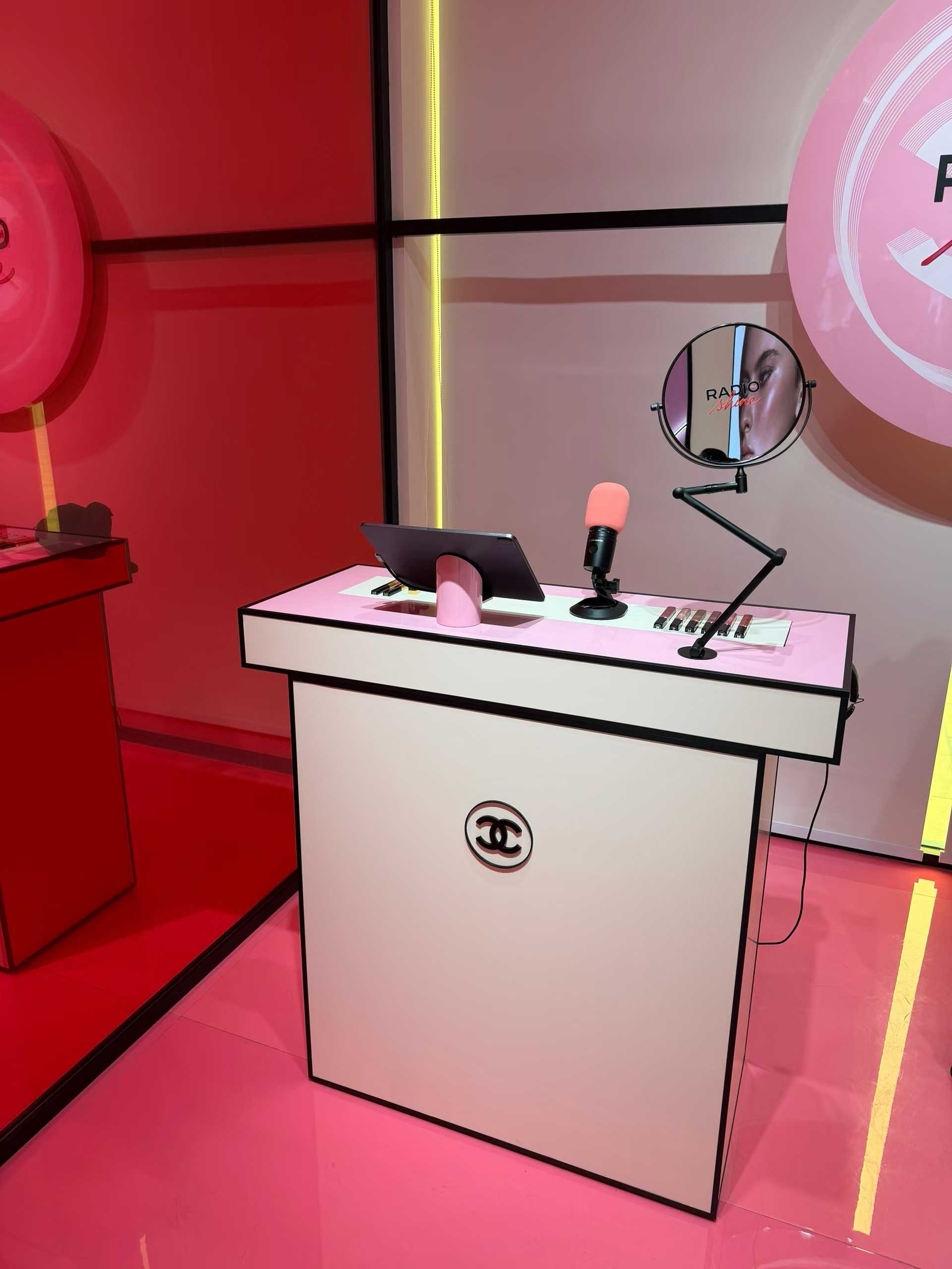 可可闪亮电台开麦CHANEL "RADIO SHINE FM可可闪亮电台" 限时
