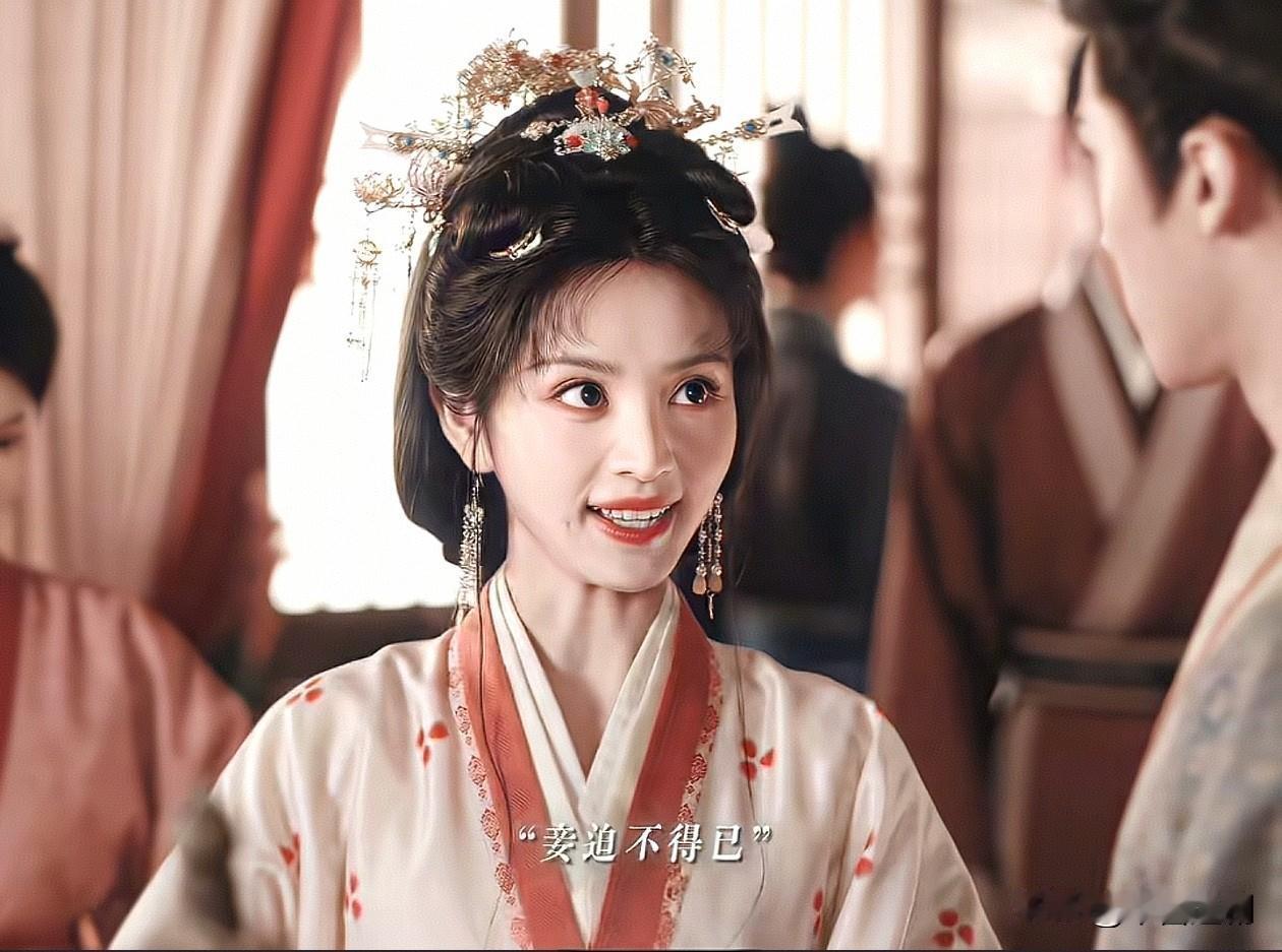 嫁金钗：世子嘴上说着俗不可耐，心里肯定在说她好美啊！承认吧，世子你已经有点心动了