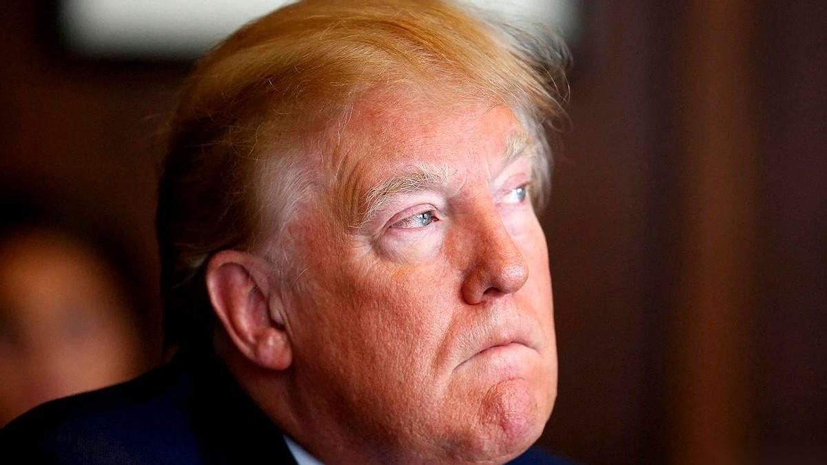 华盛顿的战争机器正在重新给轰炸机上膛，目标直指伊朗。但波斯湾对岸的伊朗人现在连眼