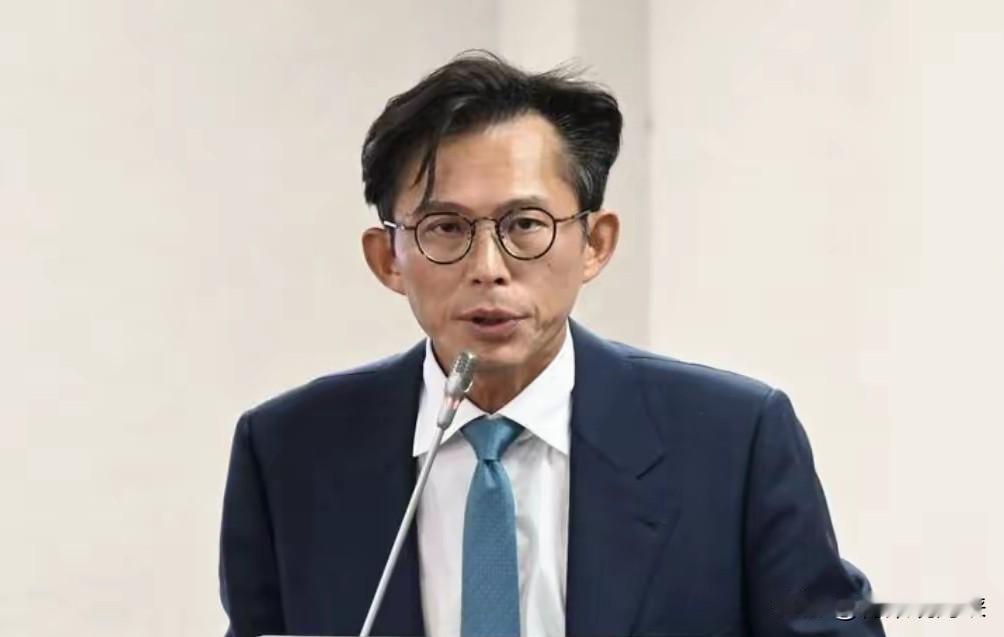 高金素梅刚被查，徐巧芯就点名下一个：黄国昌危险了！

高金素梅被检调带走的消息，