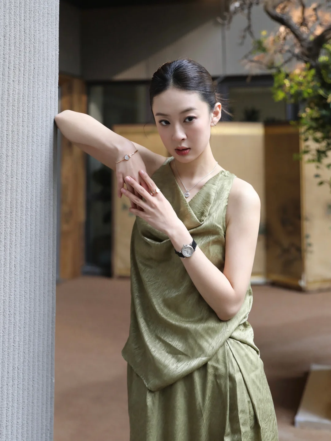 岁初自赋 腕间流动的星辰